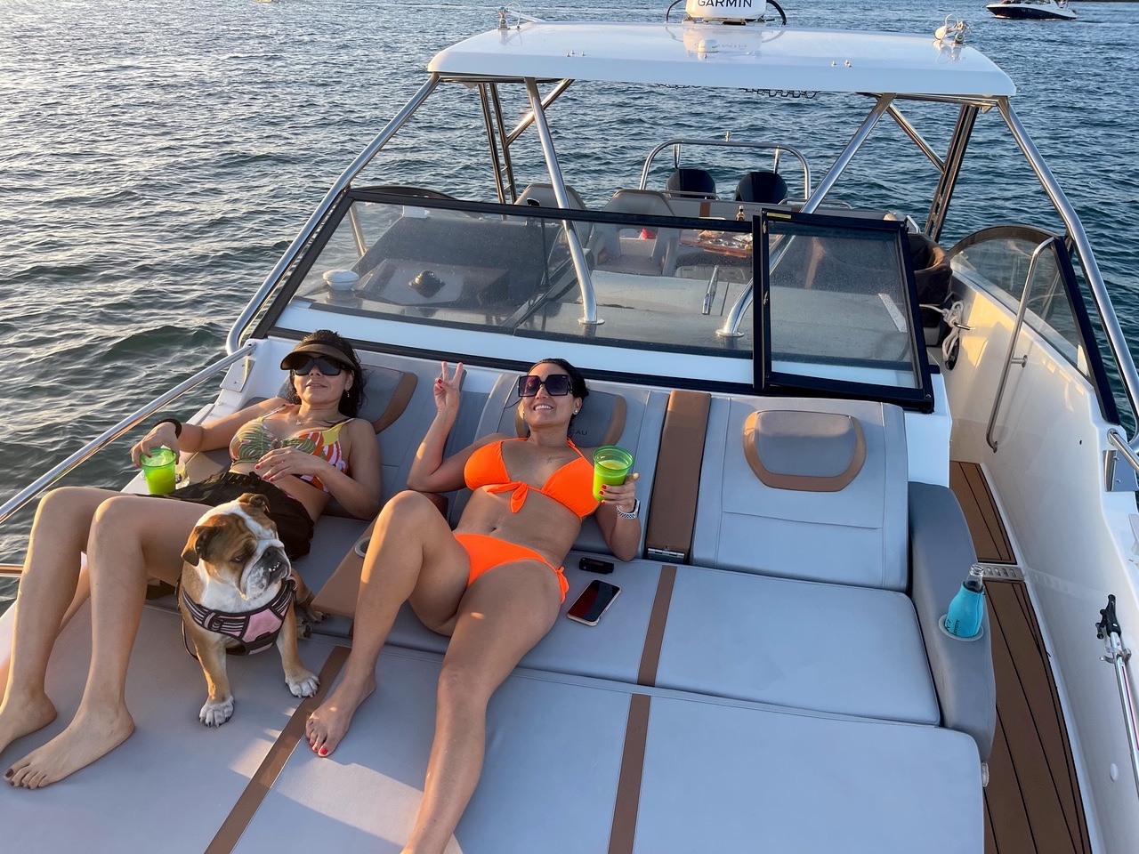 Sandbar & Sun Days